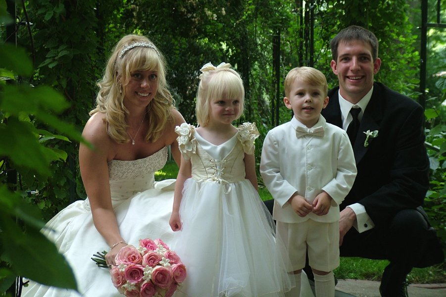 dzieci na weselu i ślubie